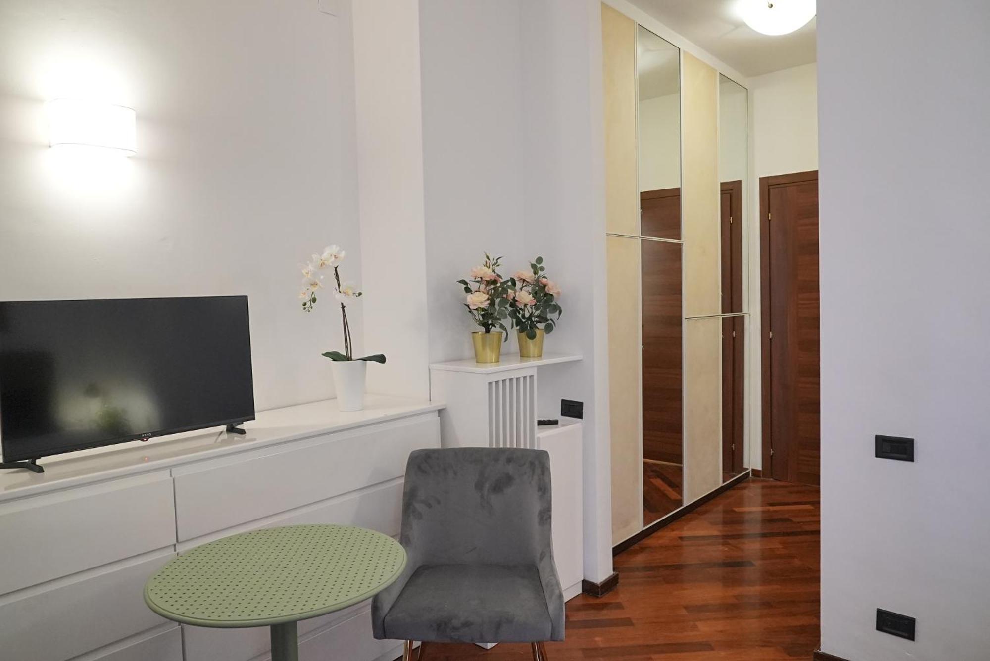 Suite & Premium Room - Centro Bari - Stazione Εξωτερικό φωτογραφία