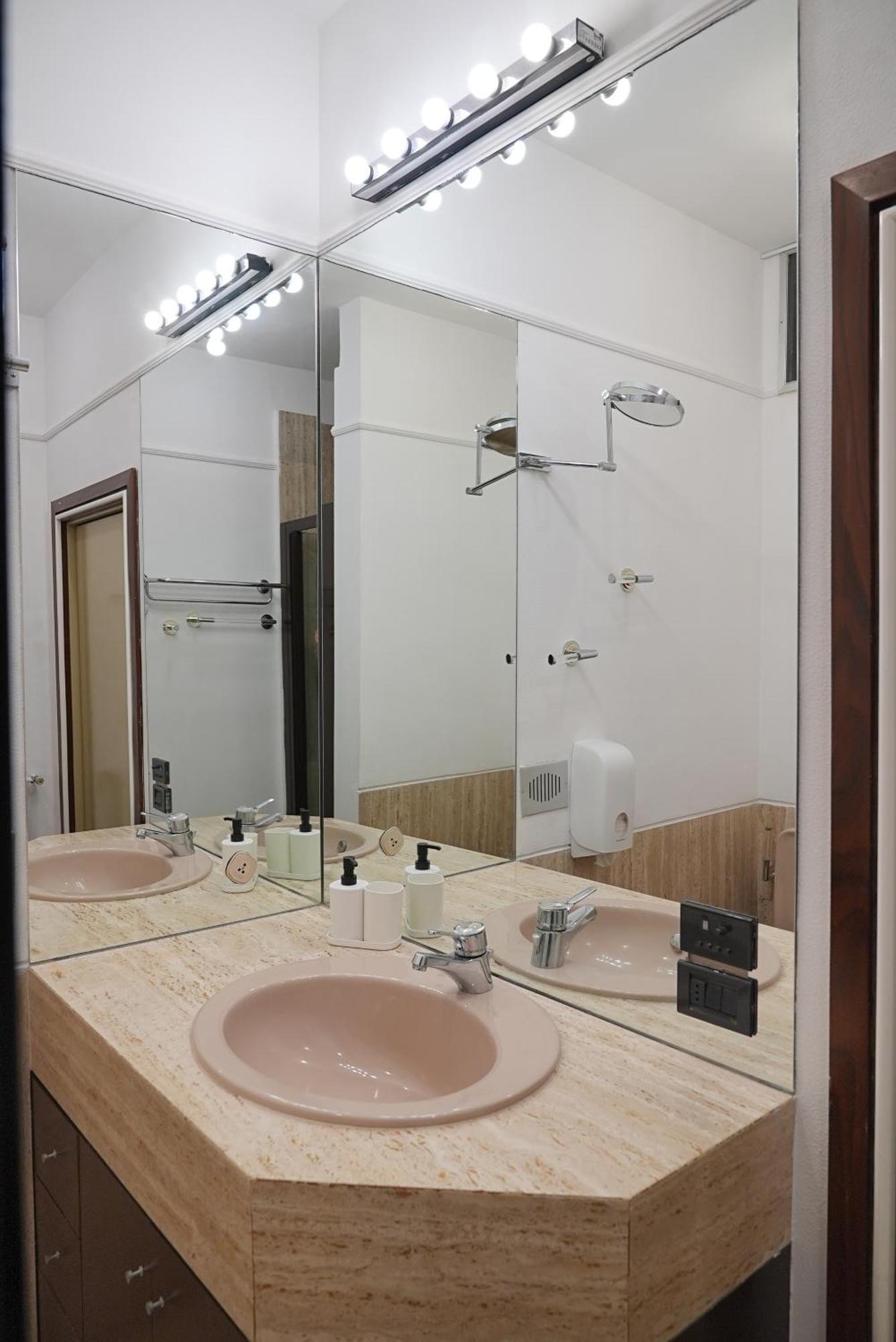 Suite & Premium Room - Centro Bari - Stazione Εξωτερικό φωτογραφία