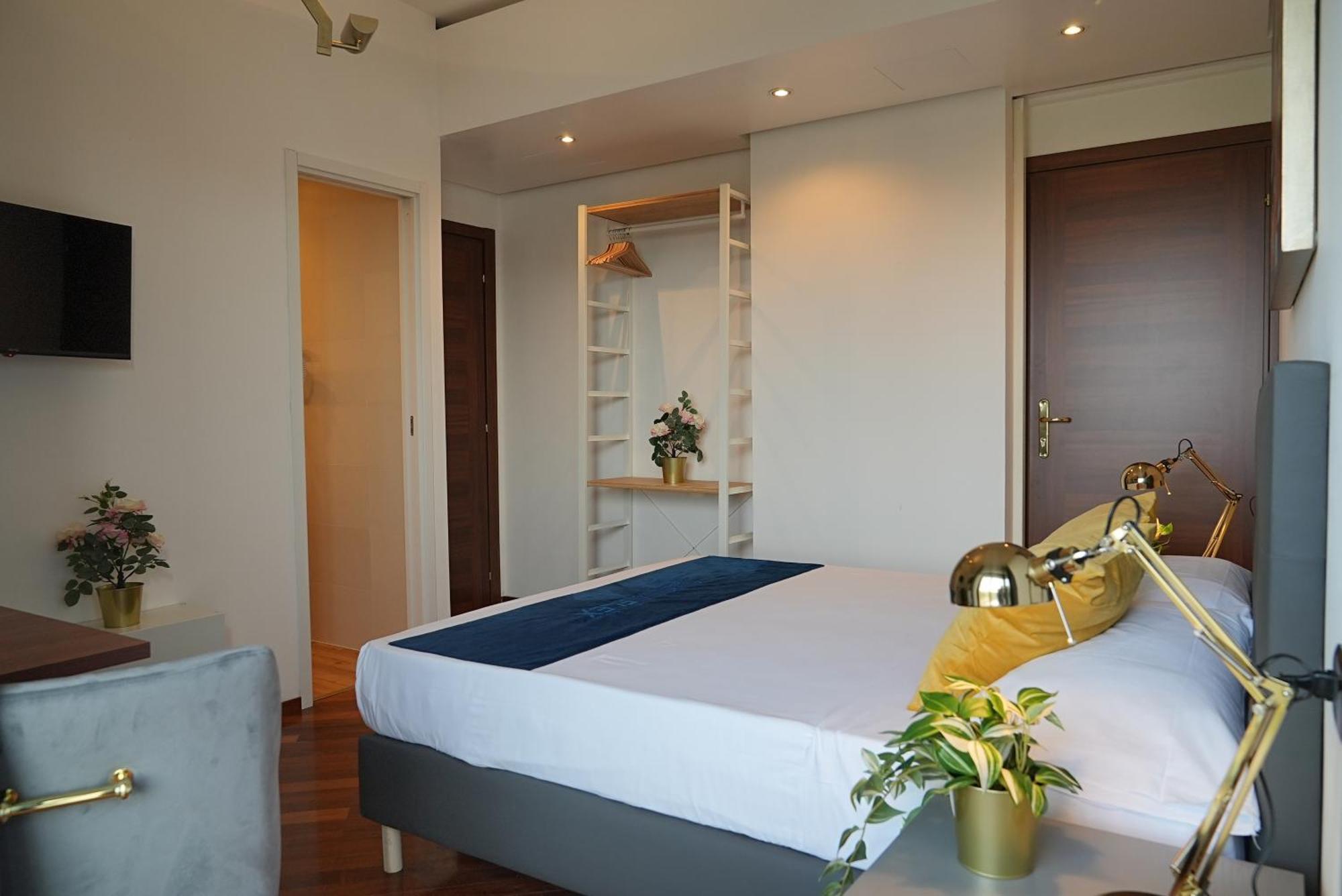 Suite & Premium Room - Centro Bari - Stazione Εξωτερικό φωτογραφία