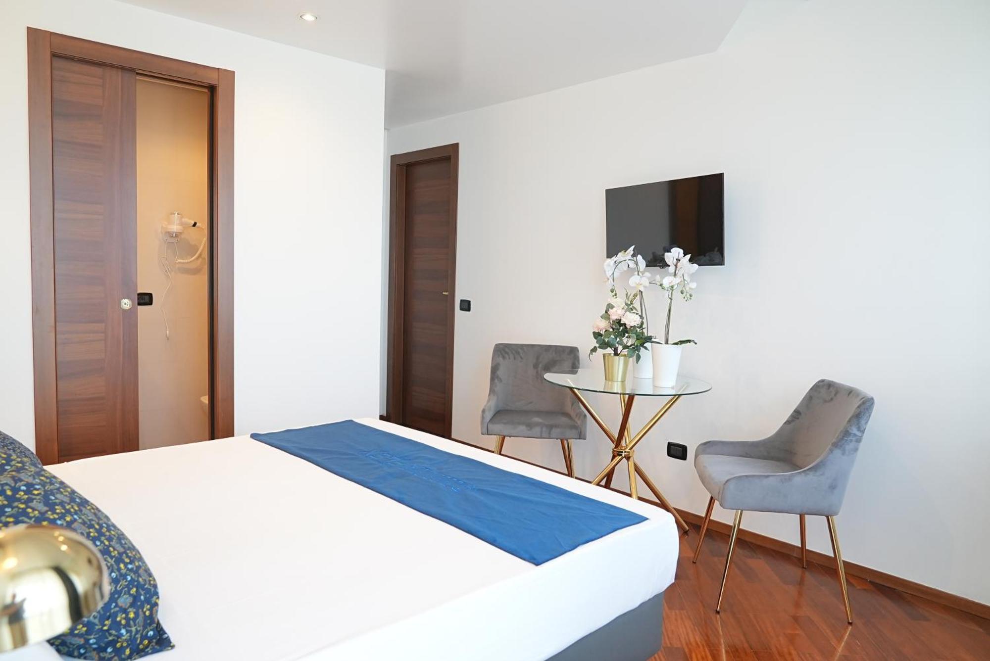 Suite & Premium Room - Centro Bari - Stazione Εξωτερικό φωτογραφία